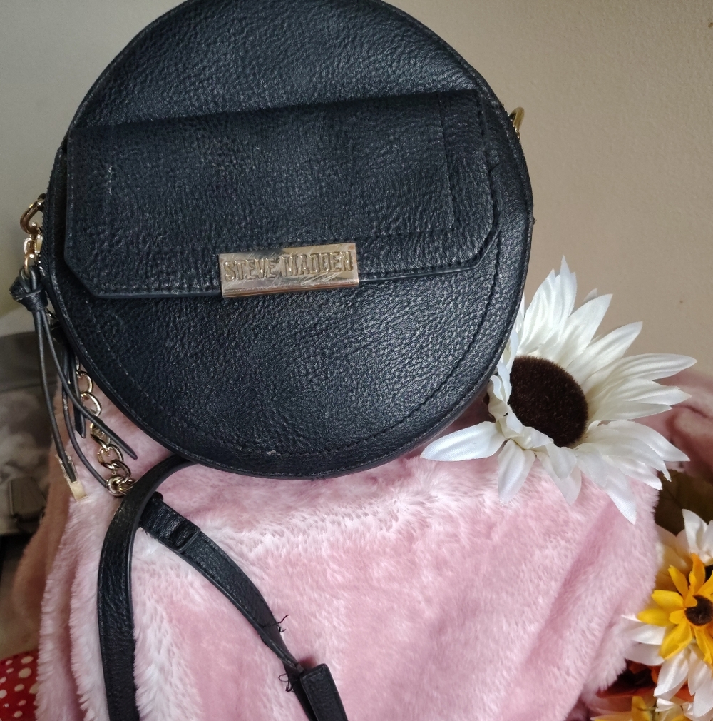 Steve Madden Round Black Crossbody Bag